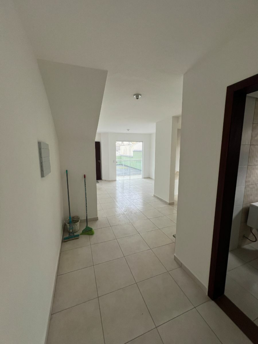 Apartamento à venda com 2 quartos, 70m² - Foto 21