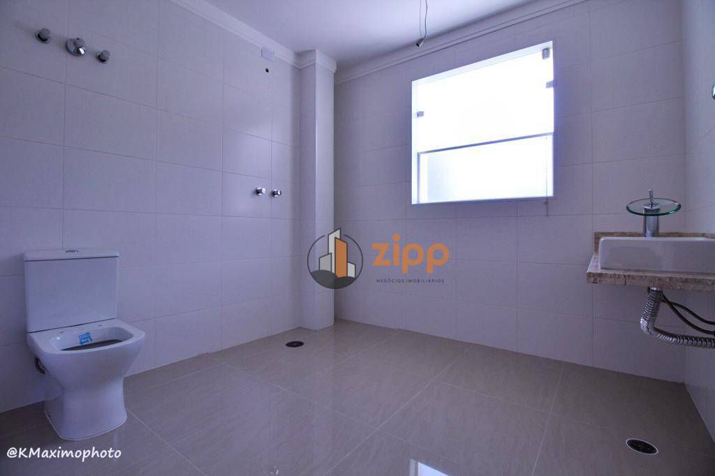 Sobrado à venda com 4 quartos, 700m² - Foto 19