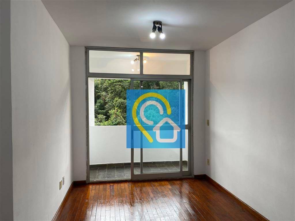 Apartamento para alugar com 3 quartos, 85m² - Foto 2