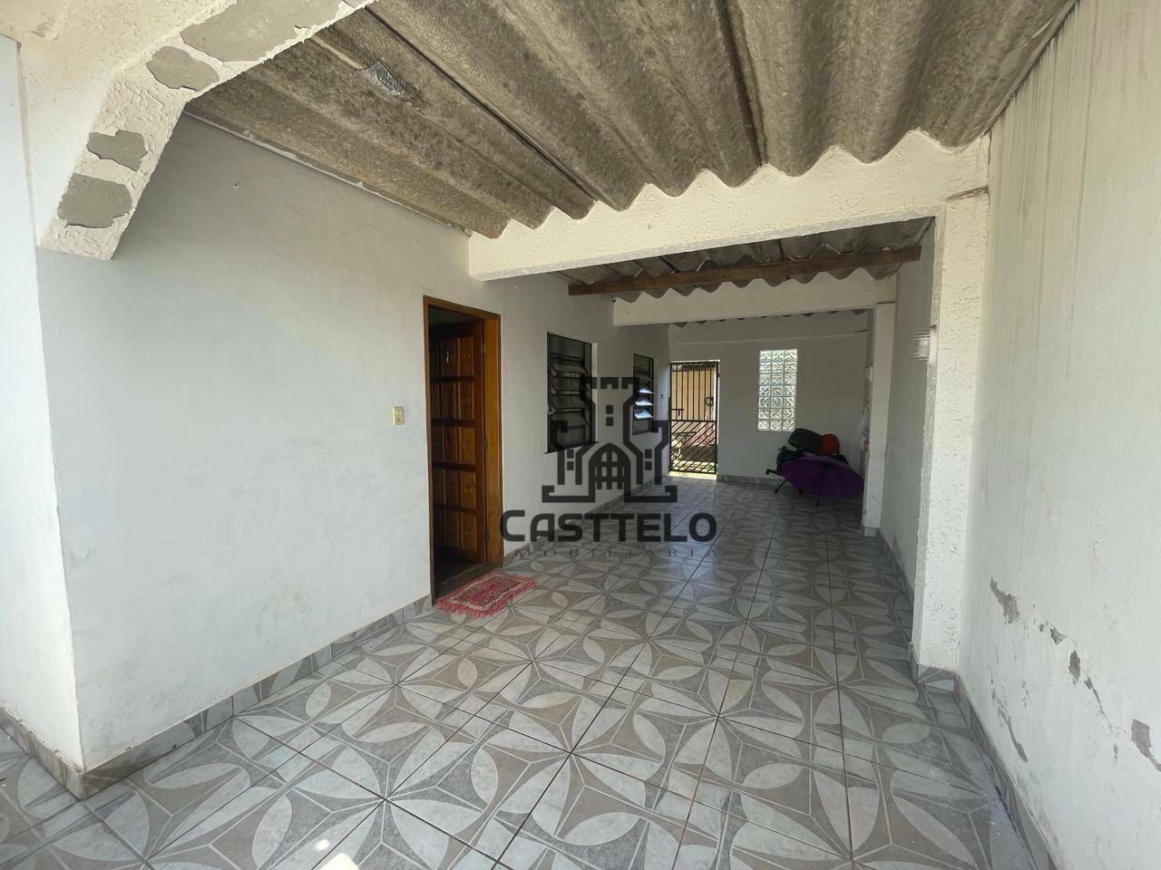 Casa à venda com 3 quartos, 100m² - Foto 3