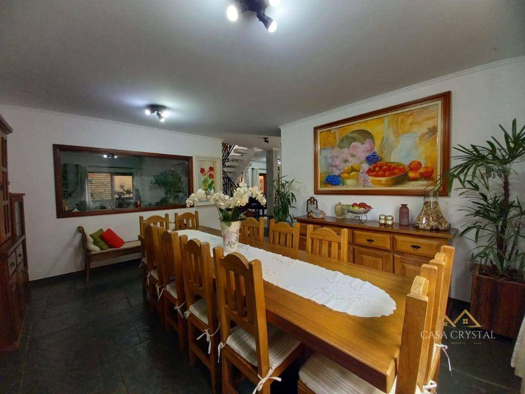 Casa de Condomínio à venda com 4 quartos, 225m² - Foto 7