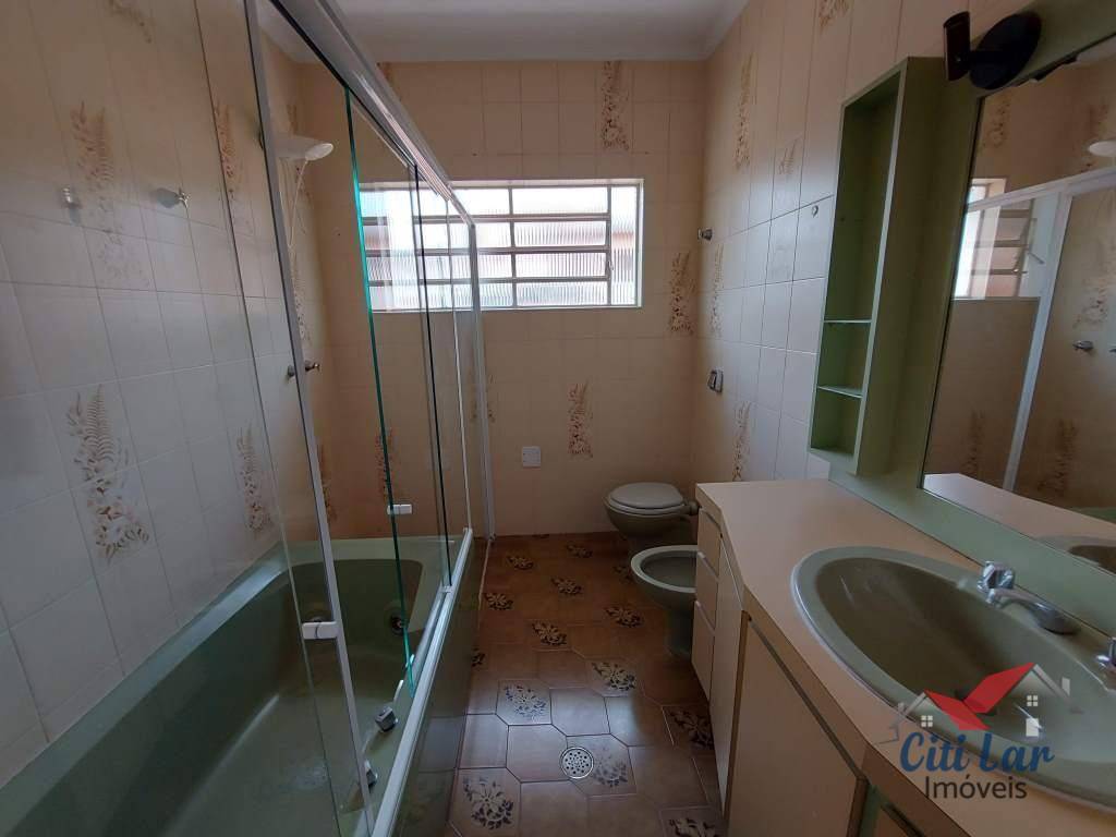 Sobrado à venda e aluguel com 3 quartos, 250m² - Foto 39