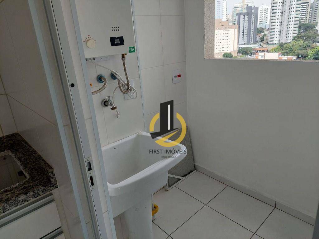 Apartamento à venda com 2 quartos, 67m² - Foto 7