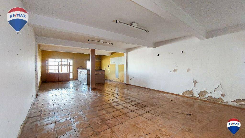 Casa para alugar com 6 quartos, 560m² - Foto 22