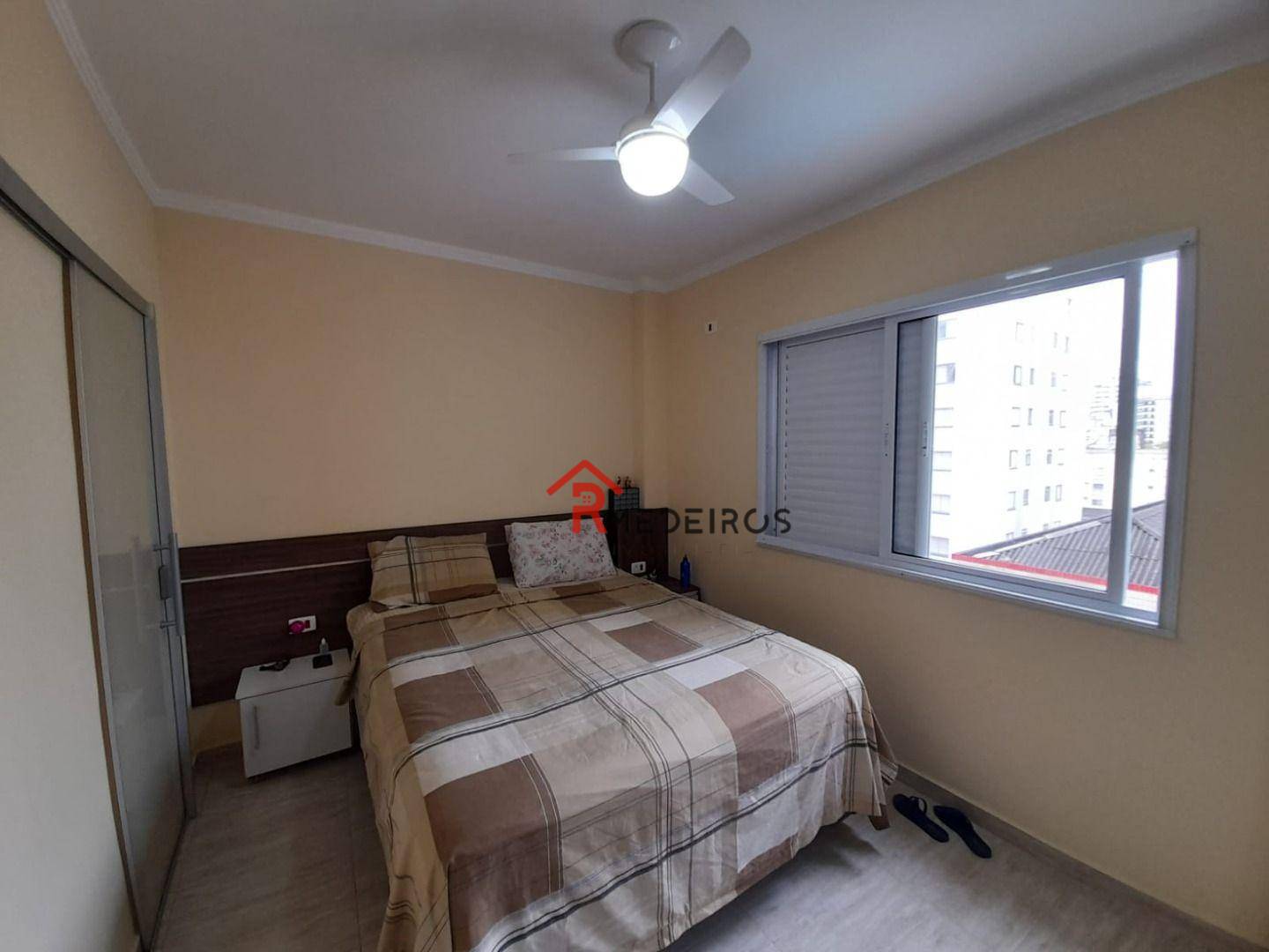 Apartamento à venda com 3 quartos, 100m² - Foto 11