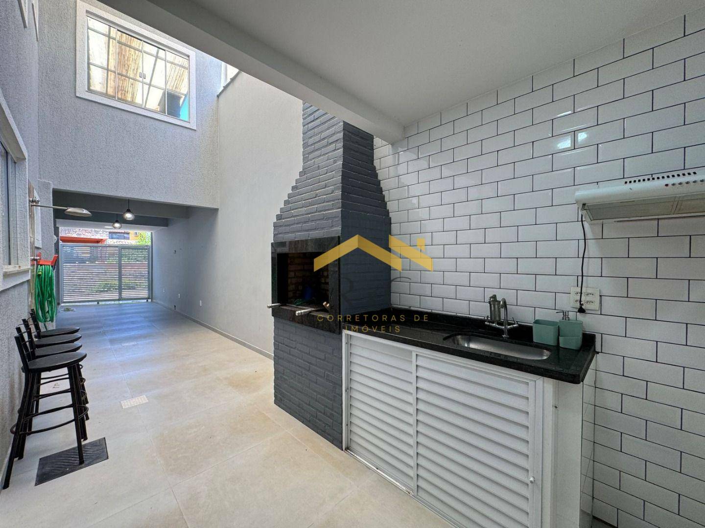 Casa à venda com 3 quartos, 160m² - Foto 42