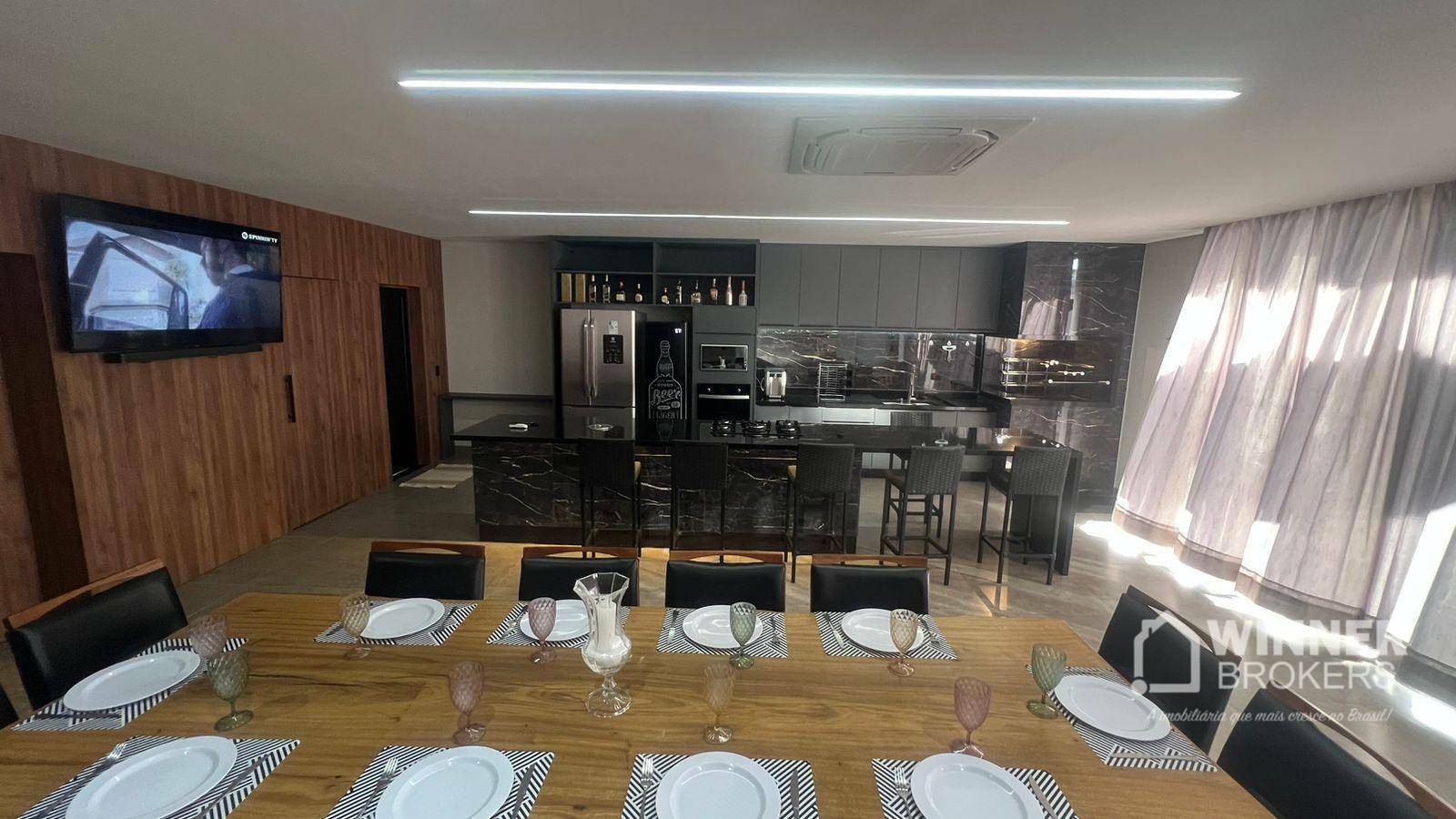 Sobrado à venda com 6 quartos, 410m² - Foto 31