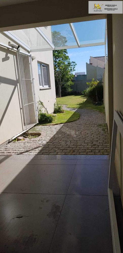 Casa à venda com 3 quartos, 370m² - Foto 6