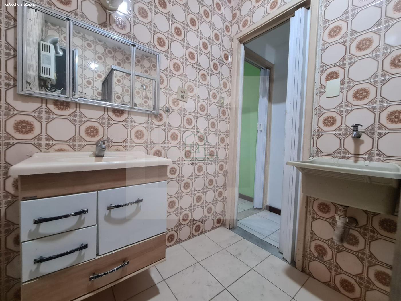 Apartamento à venda com 1 quarto, 42m² - Foto 25