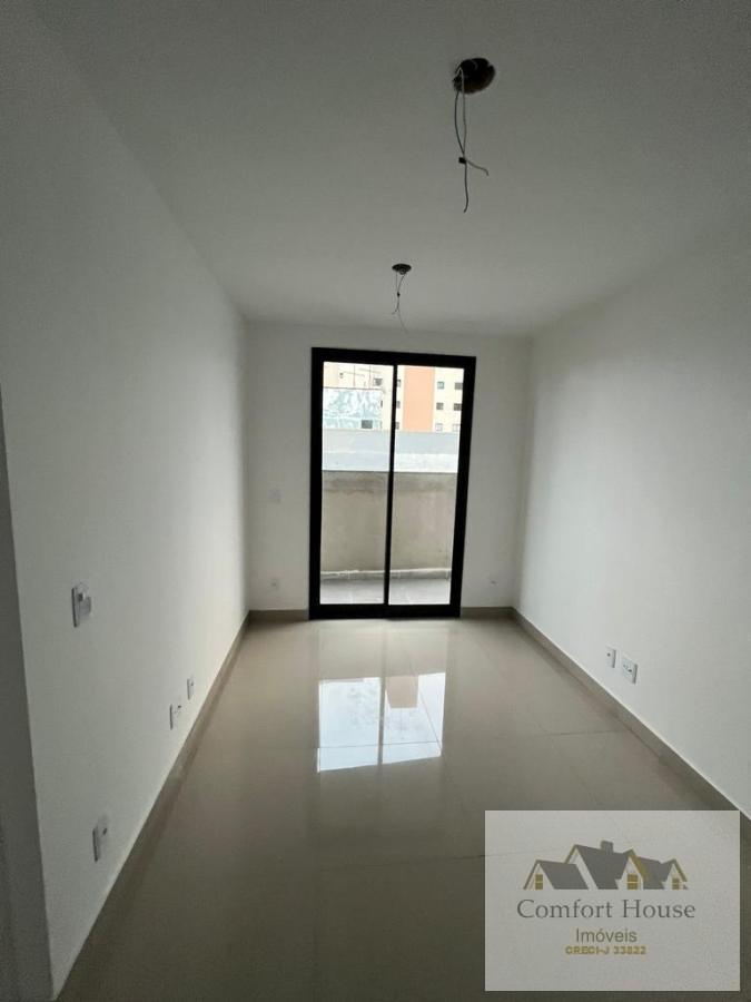 Apartamento à venda com 2 quartos, 40m² - Foto 7