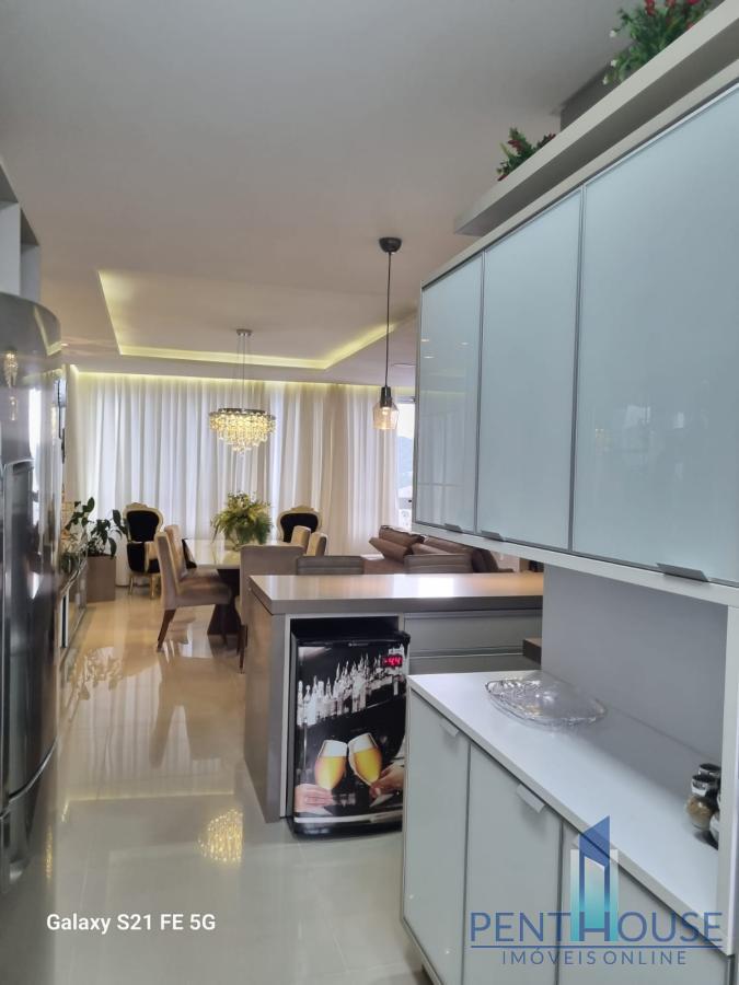 Apartamento à venda com 3 quartos, 136m² - Foto 20