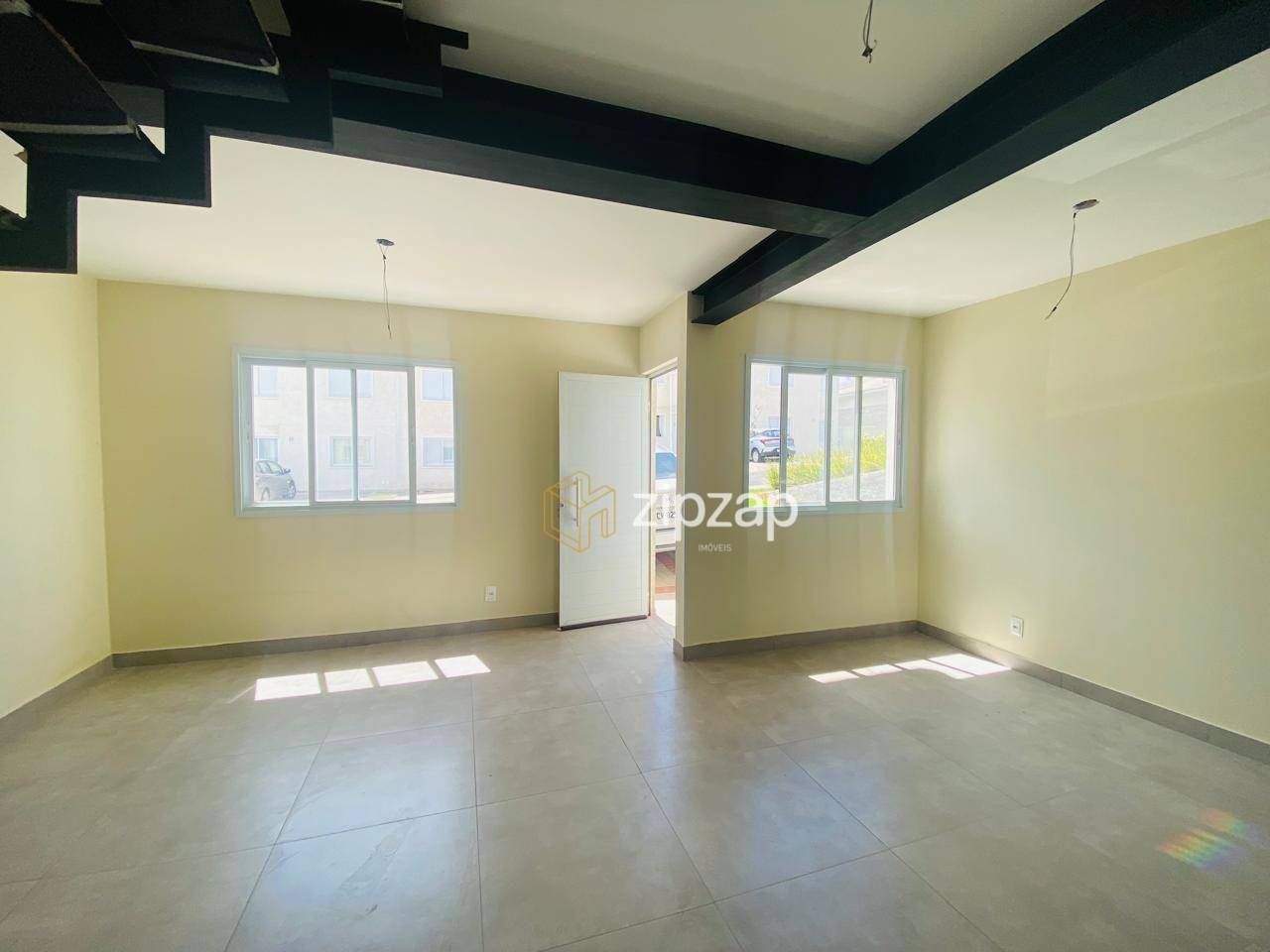 Casa para alugar com 3 quartos, 96m² - Foto 2