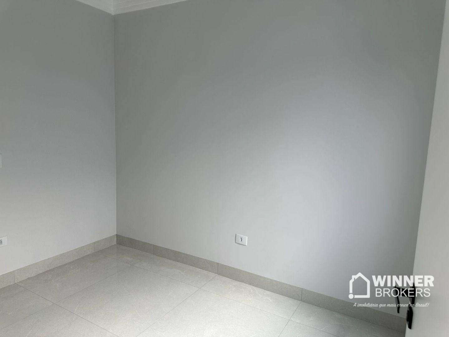 Casa à venda com 3 quartos, 97m² - Foto 4