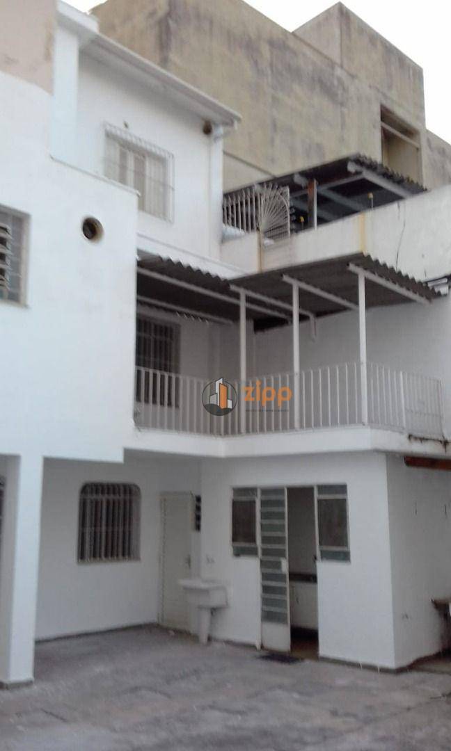 Sobrado à venda e aluguel com 3 quartos, 250m² - Foto 22