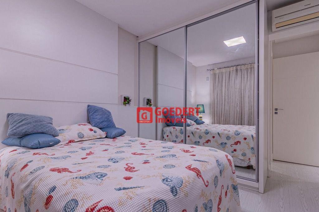 Apartamento à venda com 3 quartos, 128m² - Foto 42