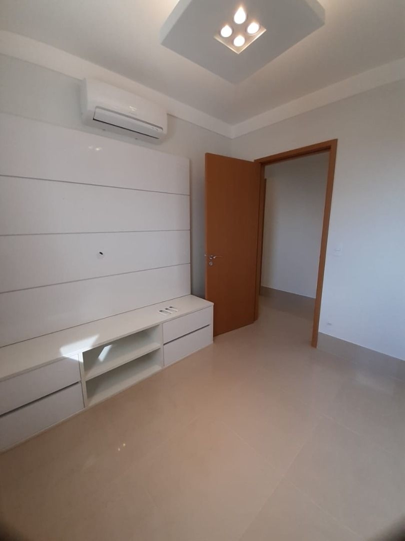 Apartamento à venda com 3 quartos, 220m² - Foto 9