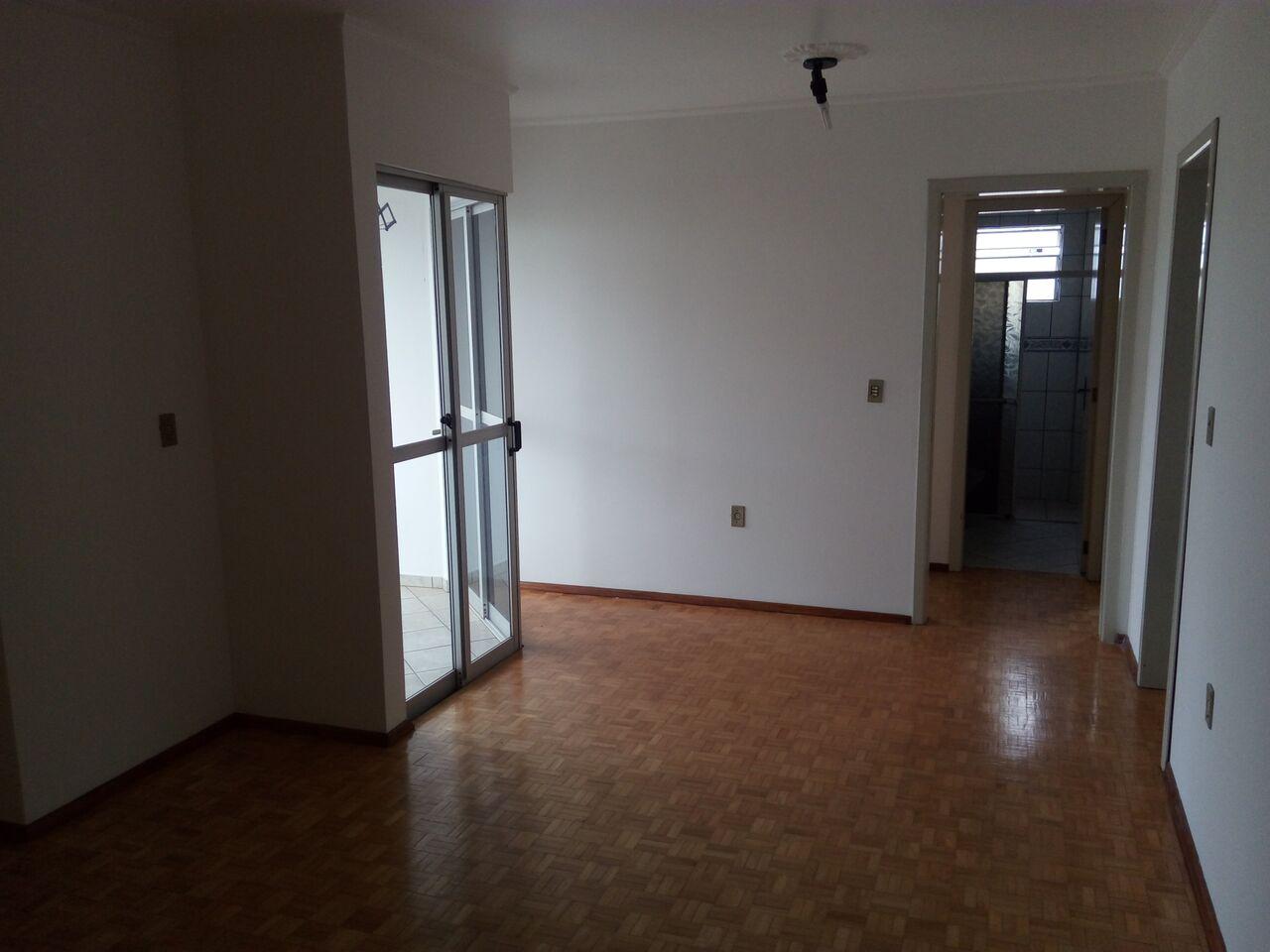 Apartamento à venda com 2 quartos, 69m² - Foto 3