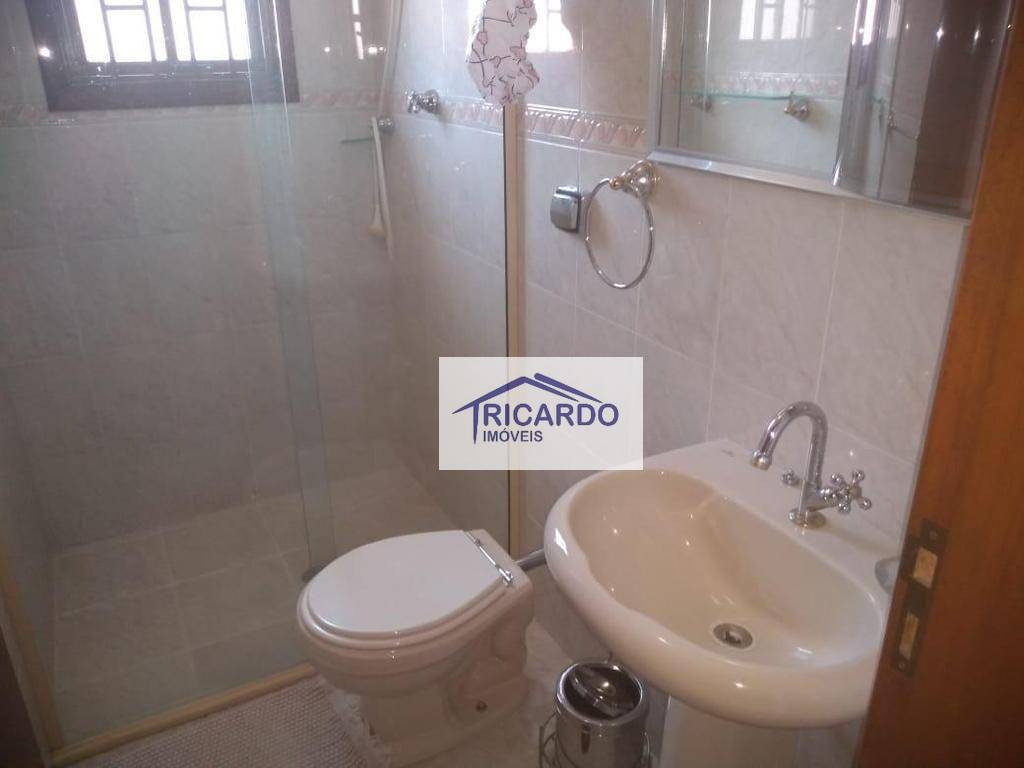 Sobrado à venda com 3 quartos, 220m² - Foto 21