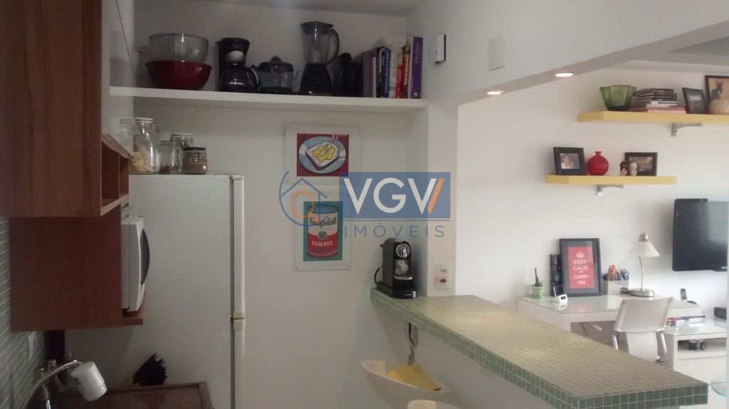 Apartamento à venda com 1 quarto, 38m² - Foto 15