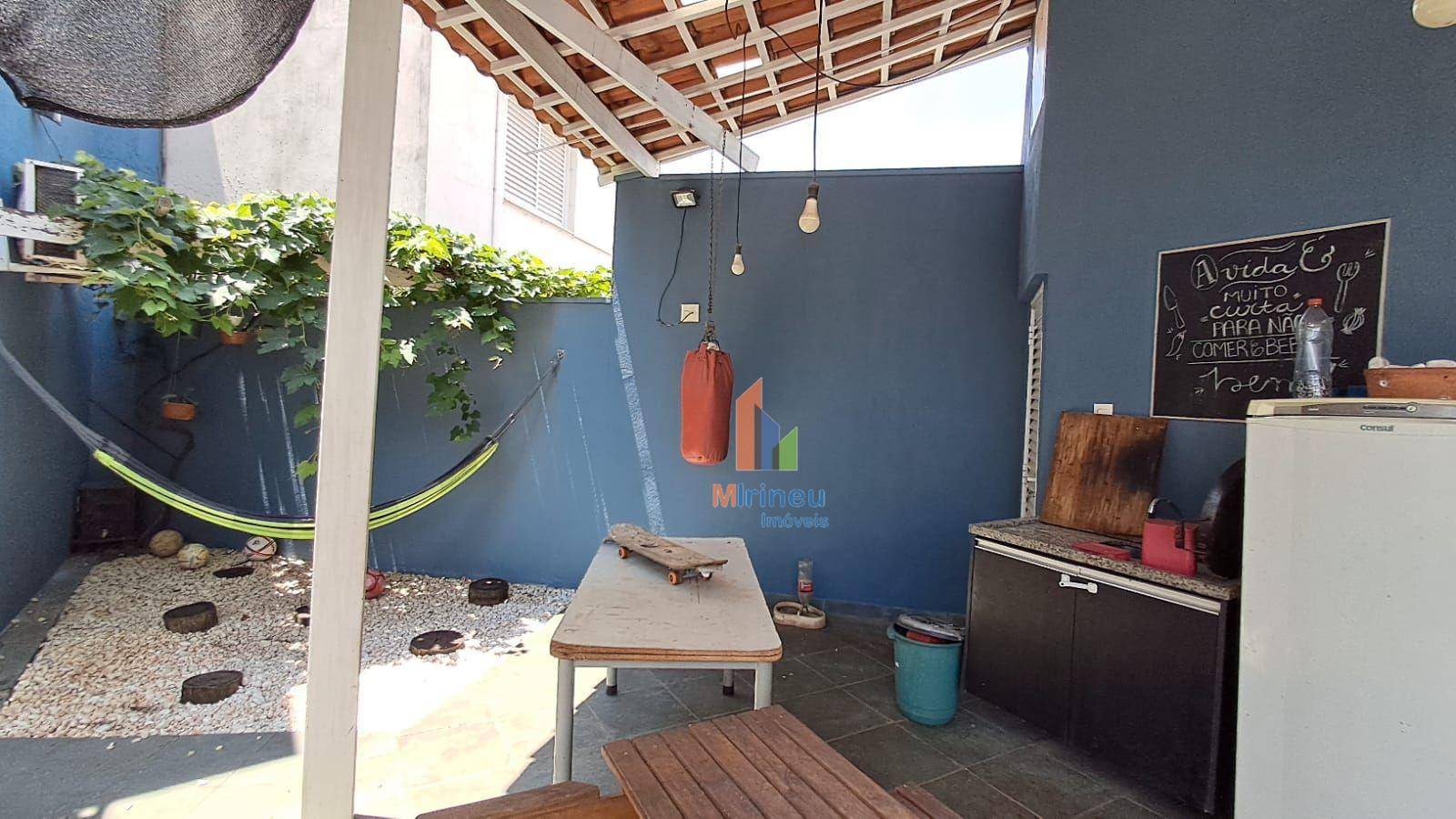 Sobrado à venda com 3 quartos, 250m² - Foto 3