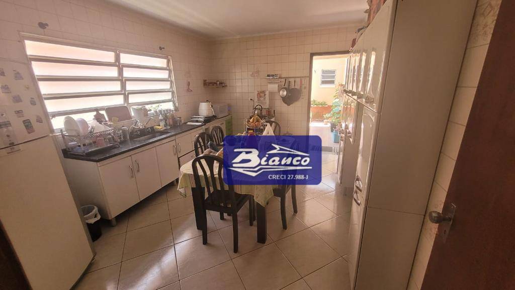 Sobrado à venda com 3 quartos, 187m² - Foto 18