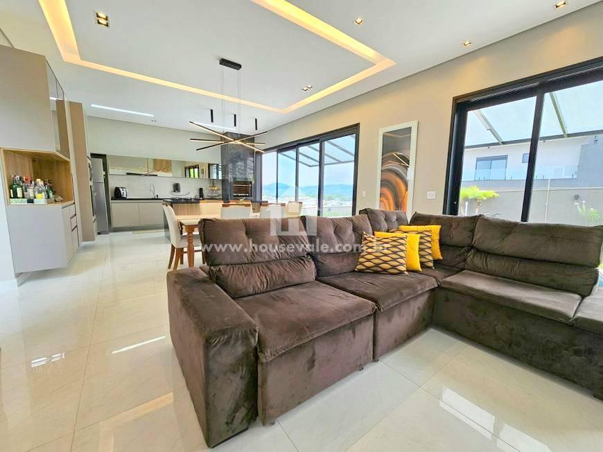 Sobrado à venda com 4 quartos, 260m² - Foto 2