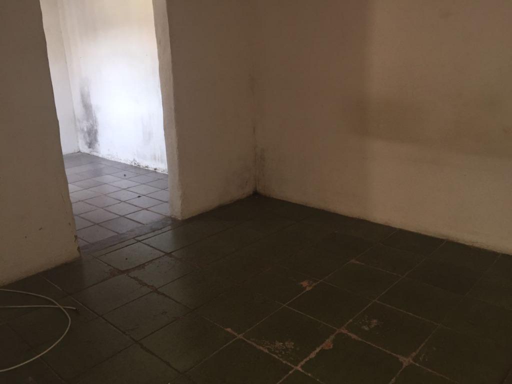 Casa à venda com 2 quartos, 70m² - Foto 24