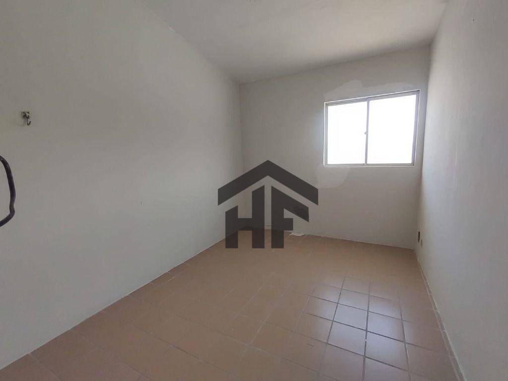 Apartamento à venda com 3 quartos, 76m² - Foto 7