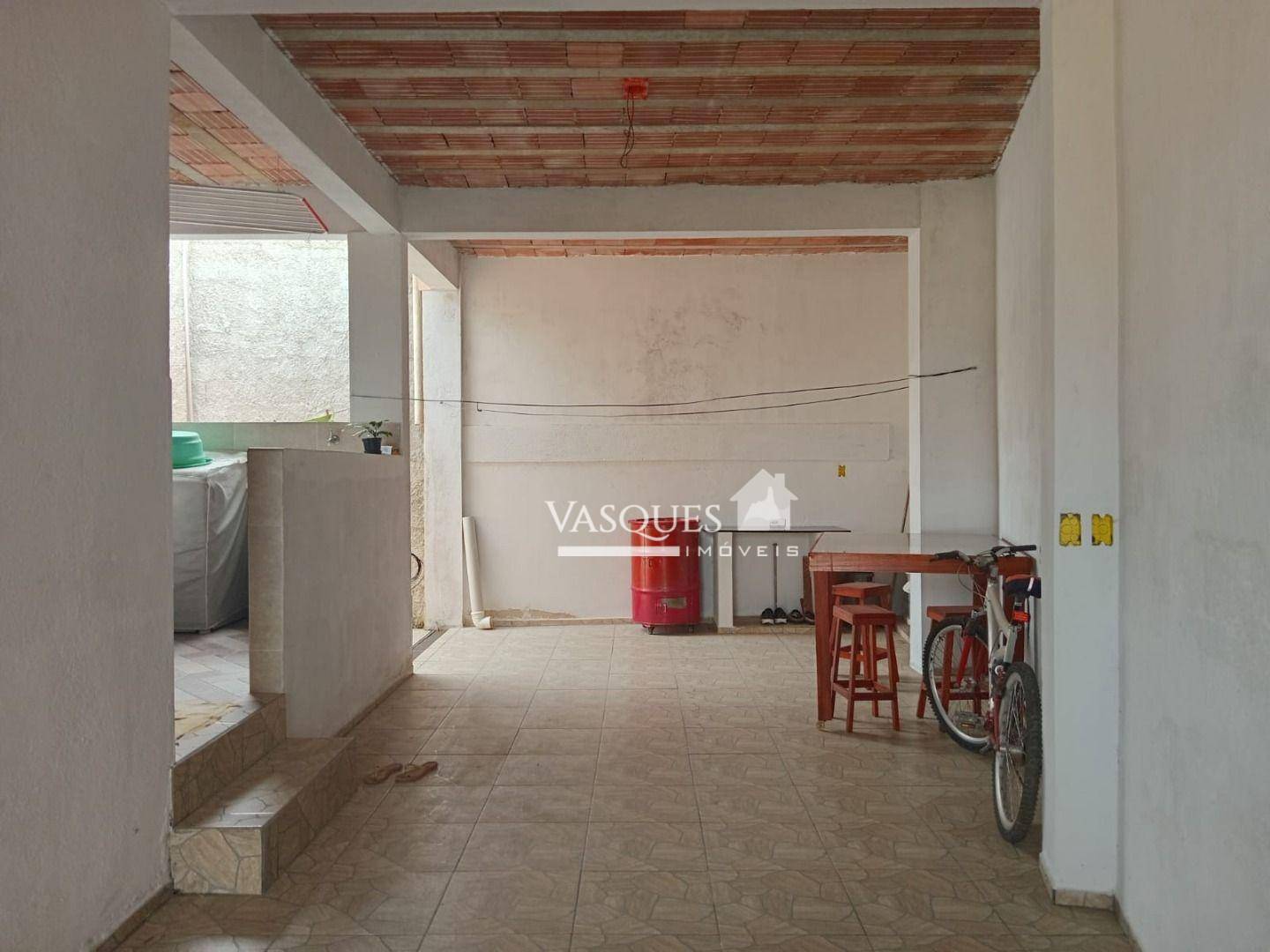 Casa à venda com 3 quartos, 200m² - Foto 13