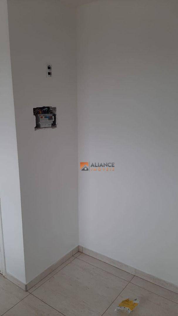 Apartamento à venda com 2 quartos, 57m² - Foto 6