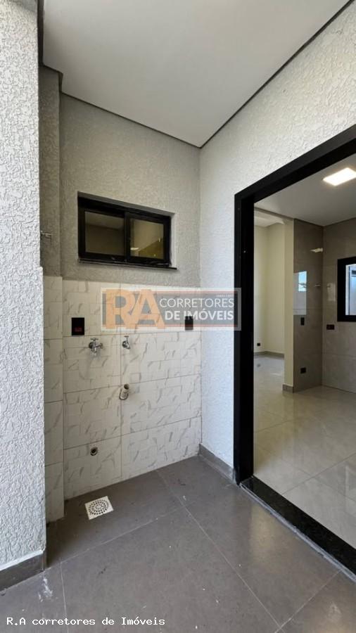 Casa à venda com 2 quartos, 150m² - Foto 14