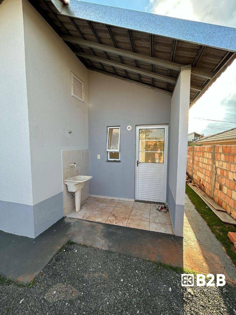 Casa à venda com 2 quartos, 45m² - Foto 12