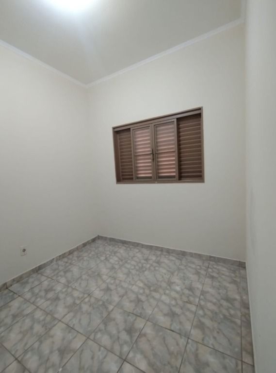 Casa à venda com 3 quartos, 122m² - Foto 3