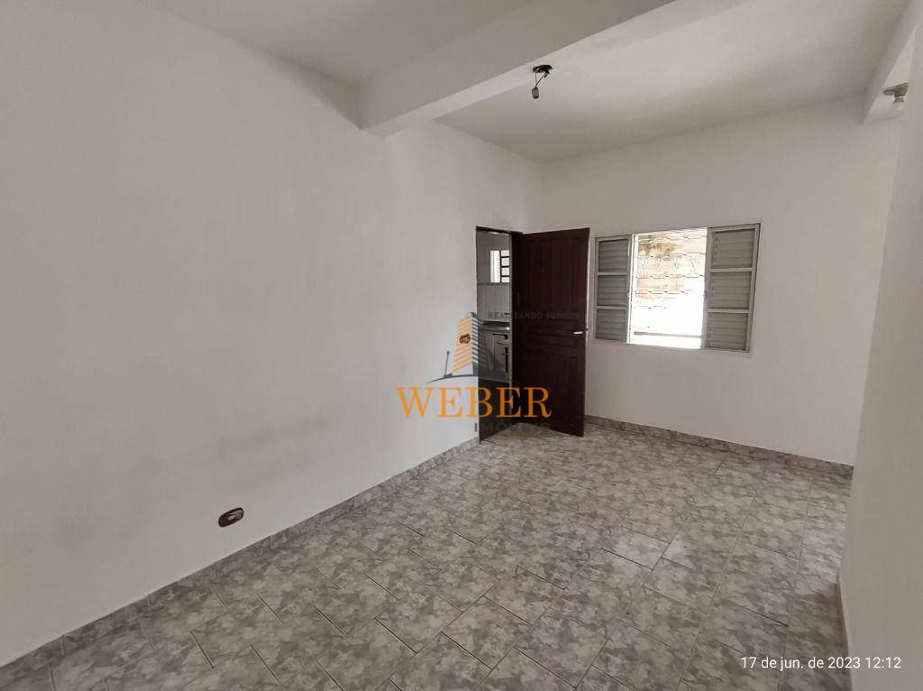 Casa à venda com 4 quartos, 180m² - Foto 7