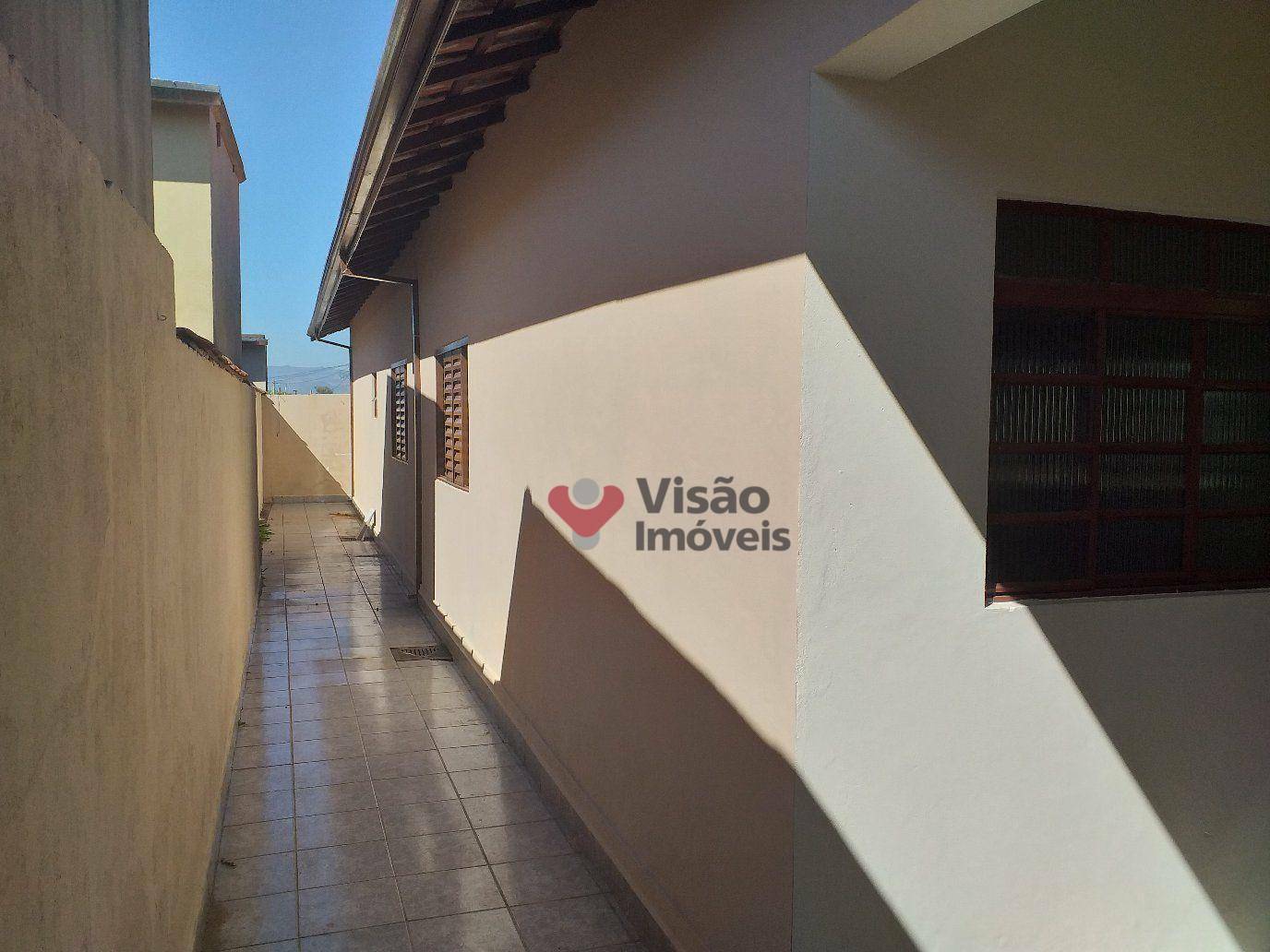 Casa à venda com 3 quartos, 164m² - Foto 12