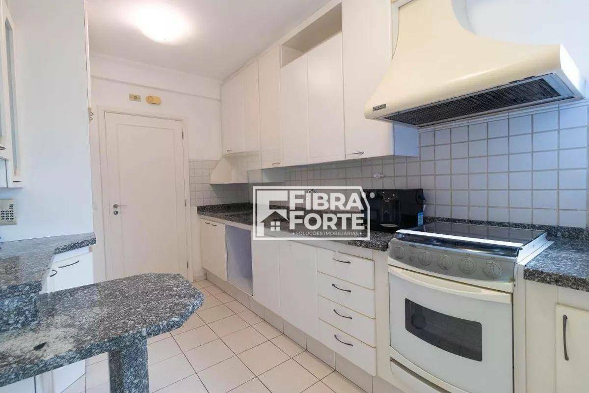 Apartamento à venda com 3 quartos, 145m² - Foto 37