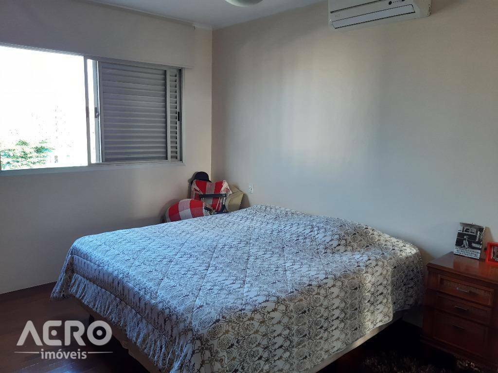 Apartamento à venda com 4 quartos, 249m² - Foto 22