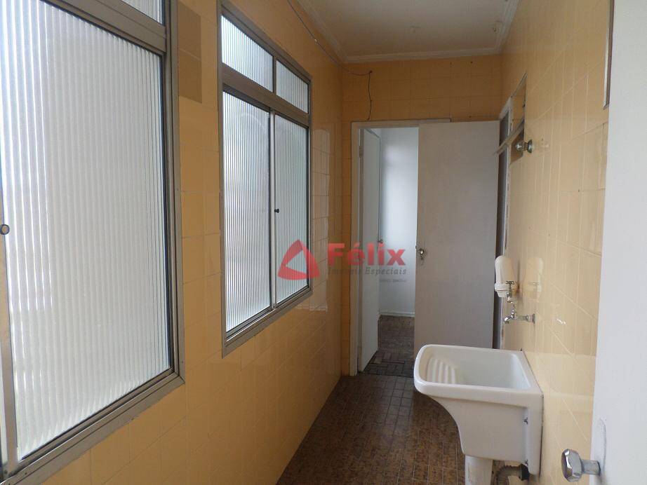 Apartamento à venda com 3 quartos, 146m² - Foto 14