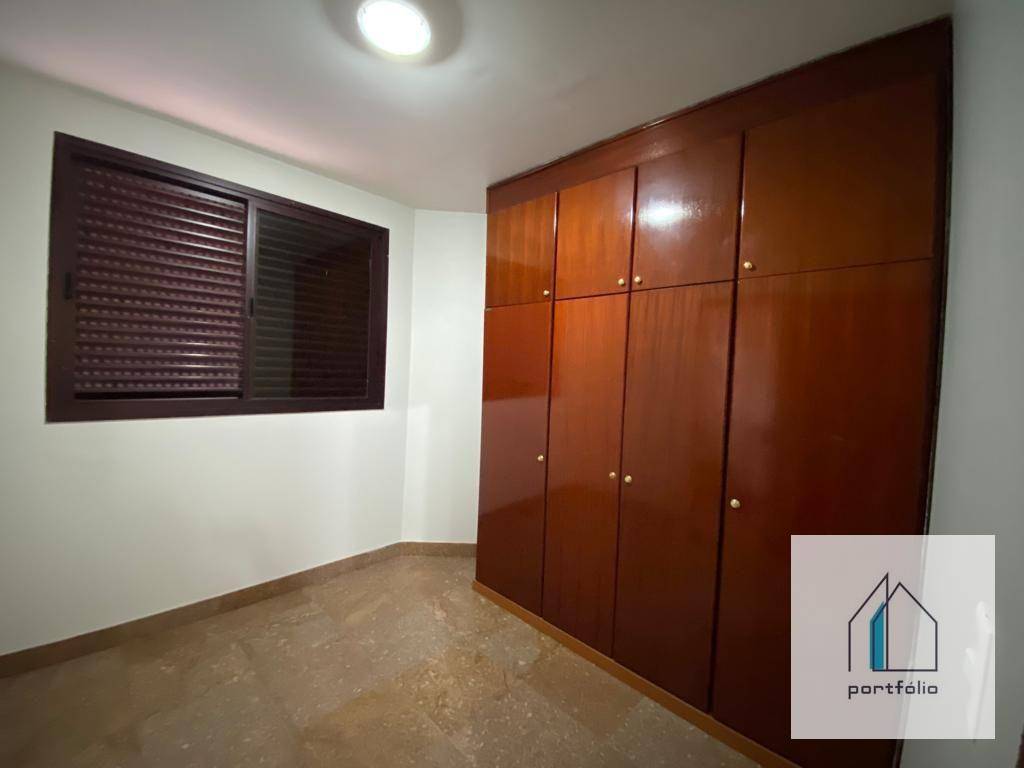 Apartamento à venda com 3 quartos, 220m² - Foto 14