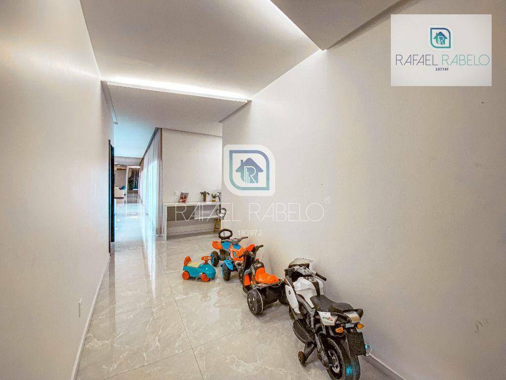 Casa de Condomínio à venda com 5 quartos, 383m² - Foto 3