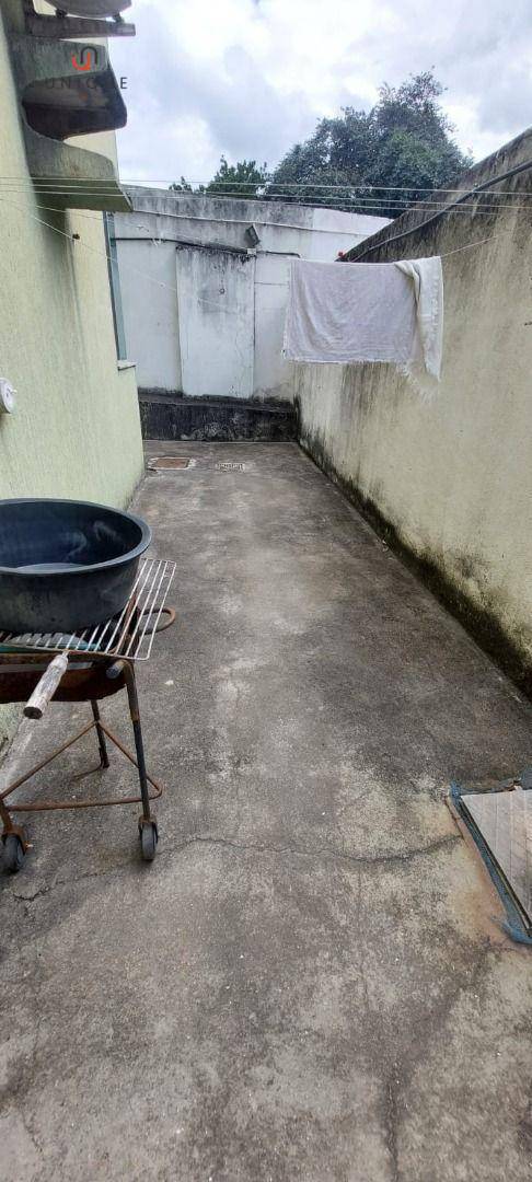 Apartamento para alugar com 2 quartos, 70m² - Foto 16