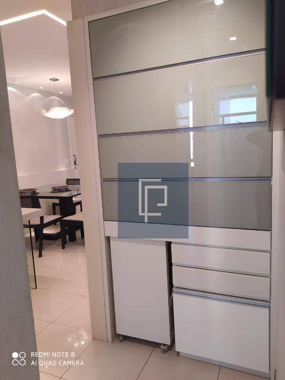 Apartamento à venda com 2 quartos, 90m² - Foto 7