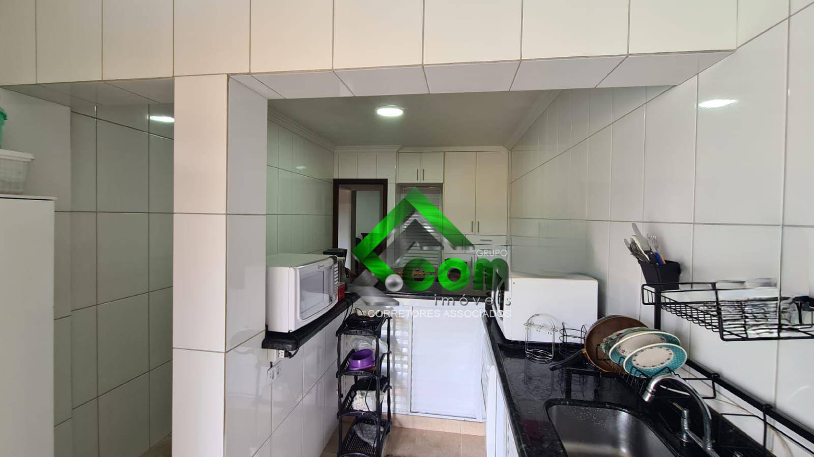 Casa à venda com 4 quartos, 200m² - Foto 9