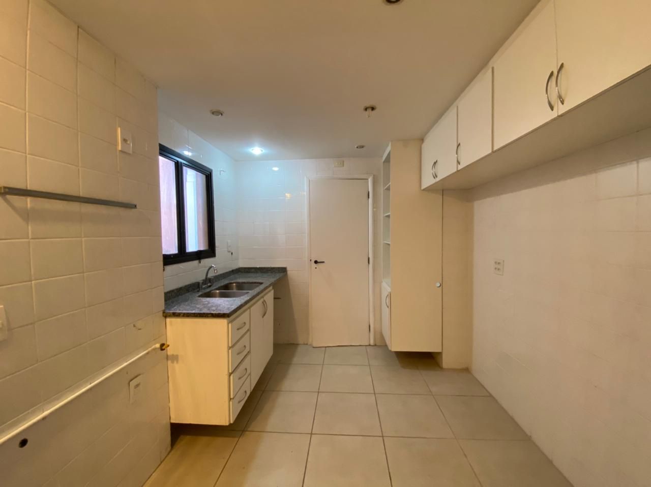 Apartamento à venda com 3 quartos, 230m² - Foto 20