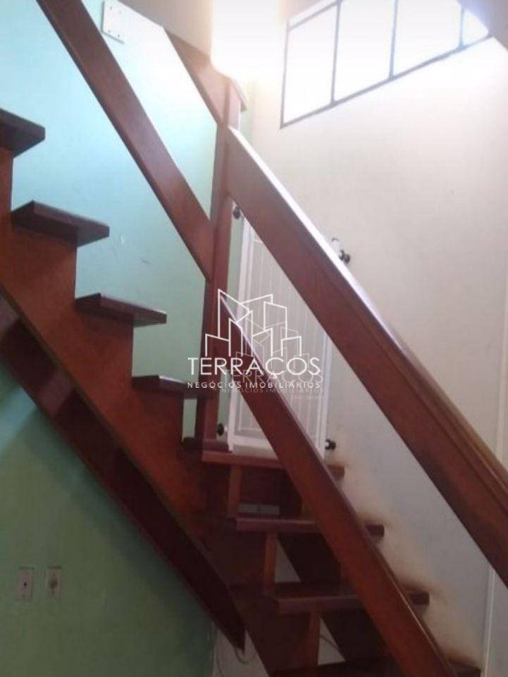 Casa à venda com 3 quartos, 167m² - Foto 12