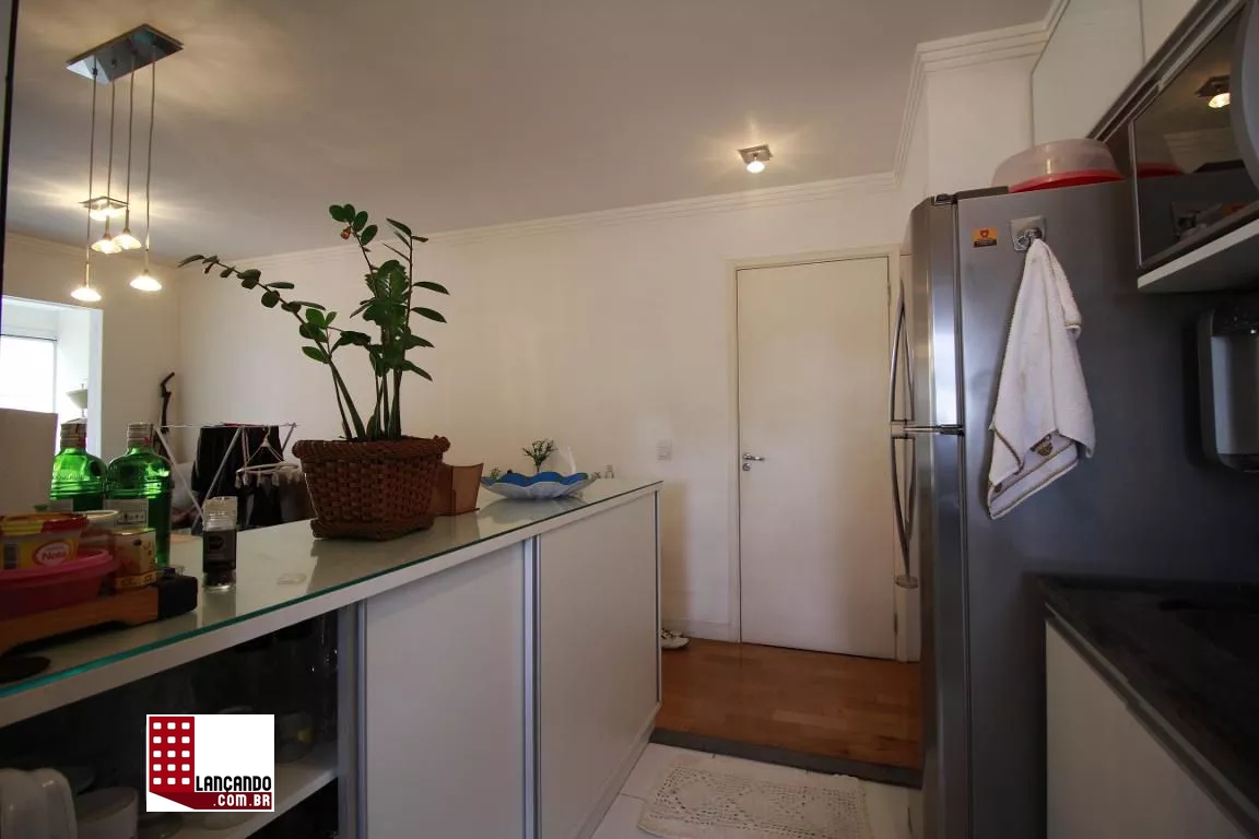 Apartamento à venda com 2 quartos, 67m² - Foto 13