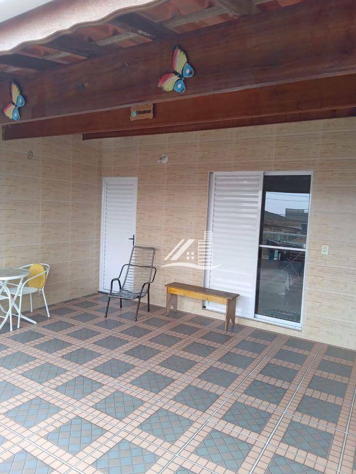 Sobrado à venda com 4 quartos, 175m² - Foto 1