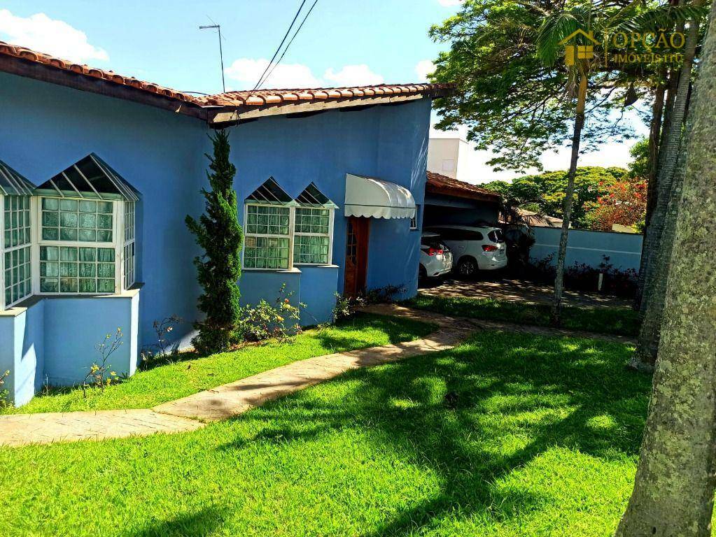 Casa de Condomínio à venda com 3 quartos, 330m² - Foto 1