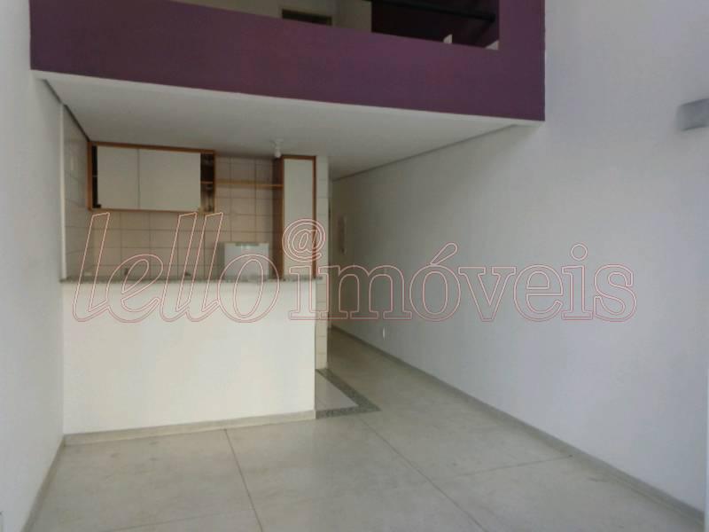 Apartamento para alugar com 1 quarto, 70m² - Foto 2