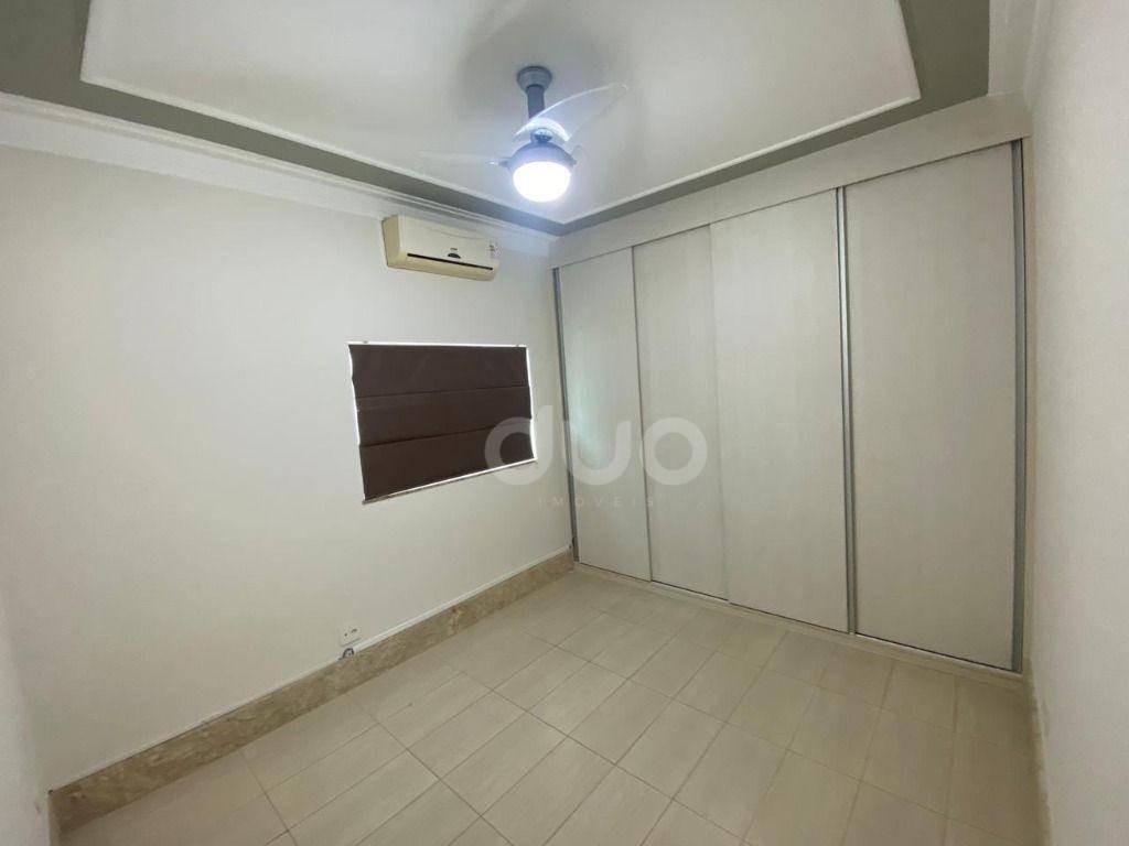 Casa à venda com 3 quartos, 200m² - Foto 17